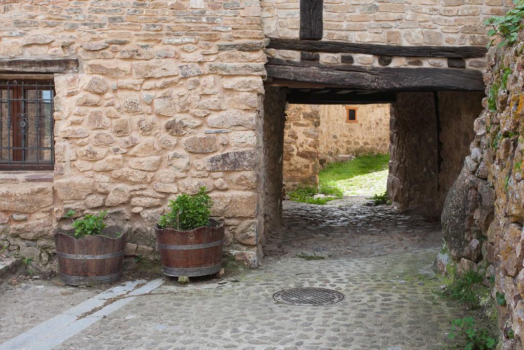 Aldeanueva de Cameros Posada De Urreci מראה חיצוני תמונה
